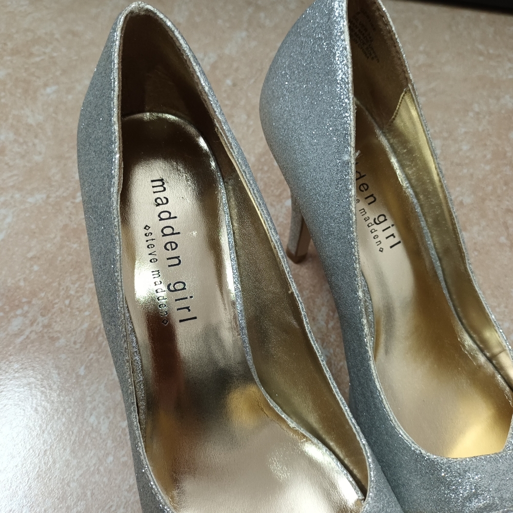 Steve madden  silver glittery heels - Picture 4 of 6